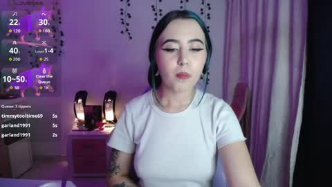 Snapshot of sunset_pienk chatting on 04-23-26, 02:57 Sunset online show from 04-23-26, 02:57