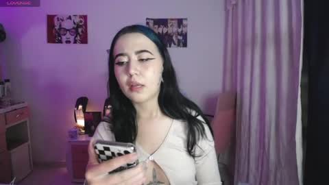 Snapshot of sunset_pienk chatting on 05-06-26, 03:13 Sunset online show from 05-06-26, 03:13