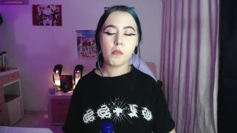 Snapshot of sunset_pienk chatting on 05-07-26, 03:12 Sunset online show from 05-07-26, 03:12