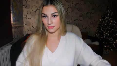 sunsetwithava online show from 12-17-25, 01:39