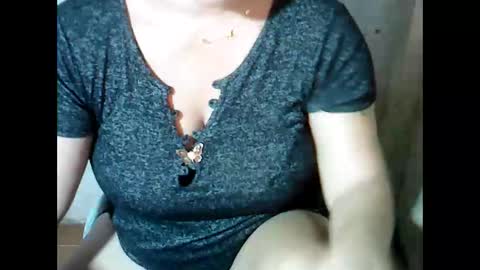 sunshine_38 online show from 10-29-25, 09:38