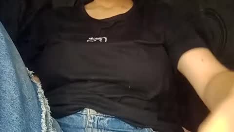 Annie online show from 12-30-24, 02:31