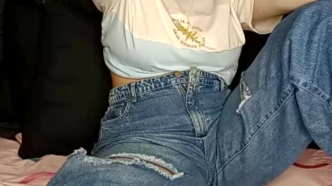 Annie online show from 01-09-25, 01:50