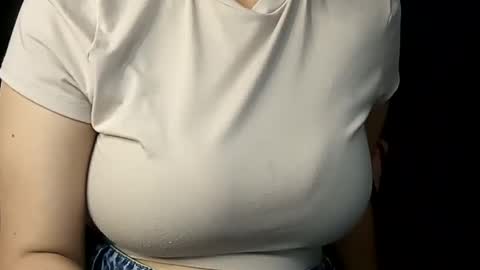 Annie online show from 02-25-25, 11:11