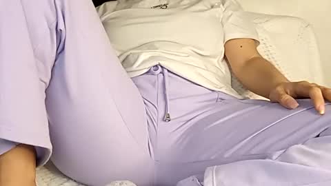 Annie online show from 03-12-25, 12:53