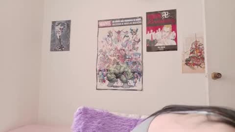 Snapshot of sunshine_girl9 chatting on 12-19-25, 07:54 sunshine_girl9 online show from 12-19-25, 07:54