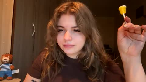 sunshinyflash online show from 02-05-26, 01:38