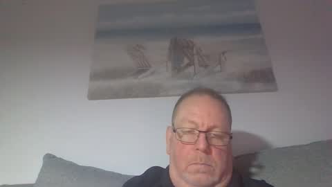 Snapshot of sunspotbaby chatting on 11-05-25, 01:49 Sunspotbaby online show from 11-05-25, 01:49