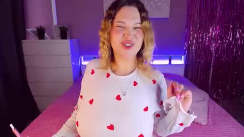 Snapshot of super_huge_boobs chatting on 02-19-26, 06:42 Karen online show from 02-19-26, 06:42