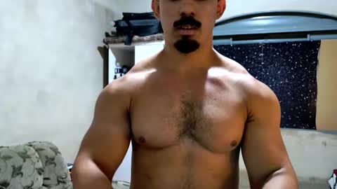 Snapshot of superbigmr chatting on 04-16-26, 05:08 james online show from 04-16-26, 05:08