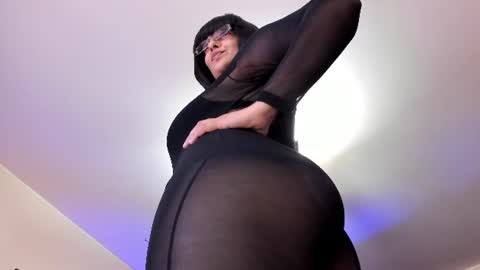 Snapshot of superioralphacouple chatting on 07-10-26, 09:50 Sir Danny Mistress Cleo online show from 07-10-26, 09:50
