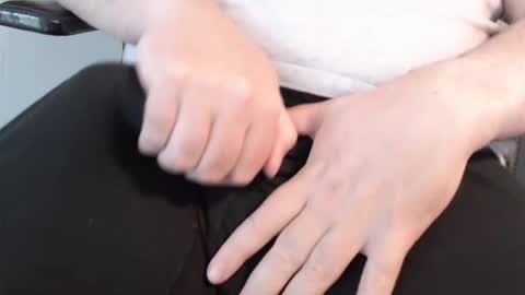 Snapshot of superm0bile chatting on 11-03-25, 06:42 superm0bile online show from 11-03-25, 06:42