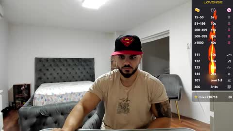 supermanboyxxl online show from 11-21-25, 06:56