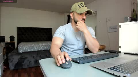 supermanboyxxl online show from 04-15-26, 05:36