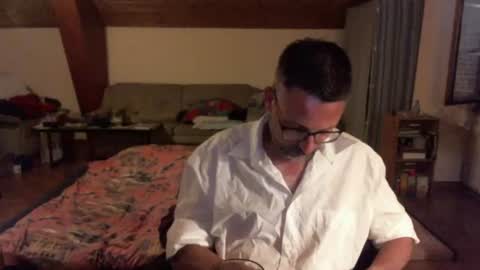 Snapshot of supersquirrel81 chatting on 06-21-26, 03:58 supersquirrel81 online show from 06-21-26, 03:58