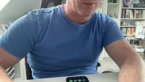surfstar81 online show from 06-11-26, 10:02