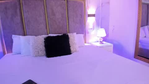 Snapshot of susa1userma_ chatting on 05-15-26, 11:39 Susann online show from 05-15-26, 11:39