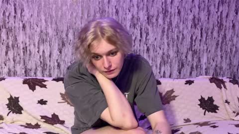 Snapshot of susan228 chatting on 01-19-25, 03:18 Vladiva online show from 01-19-25, 03:18
