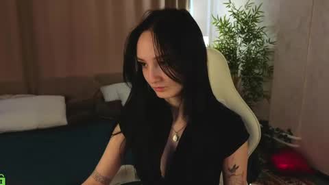 Snapshot of susan__clark chatting on 05-23-26, 01:55 Annie online show from 05-23-26, 01:55