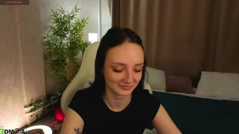Snapshot of susan__clark chatting on 05-29-26, 01:47 Annie online show from 05-29-26, 01:47
