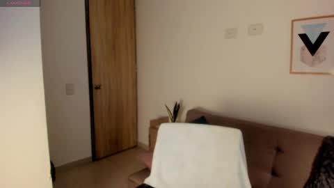 Snapshot of susan_arango chatting on 05-16-26, 12:40 susan love online show from 05-16-26, 12:40