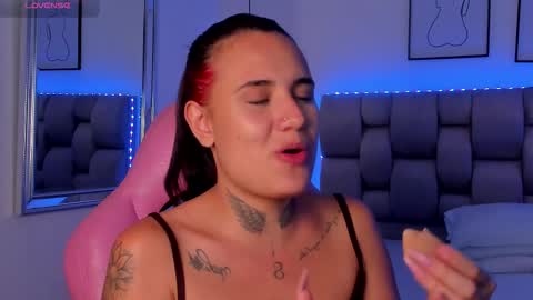 Susan online show from 11-25-25, 08:31