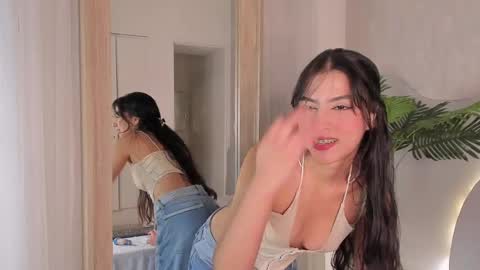 Snapshot of susana__sanchez chatting on 05-24-26, 03:44 SUSANA online show from 05-24-26, 03:44
