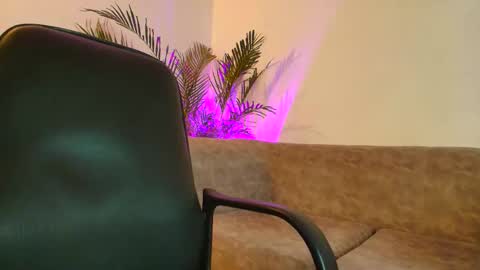 susana online show from 11-12-25, 07:24