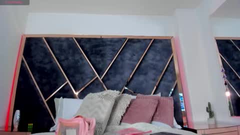 susanahenao online show from 01-05-26, 05:27