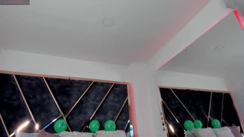 susanahenao online show from 04-08-26, 06:30