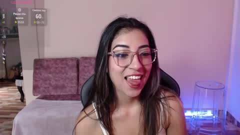 Susana hendrix    online show from 04-01-26, 06:16