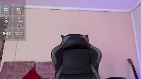 Susana hendrix    online show from 04-18-26, 06:23