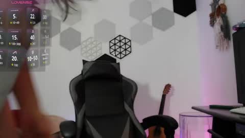Snapshot of susanahendrix chatting on 05-19-26, 06:25 Susana hendrix online show from 05-19-26, 06:25