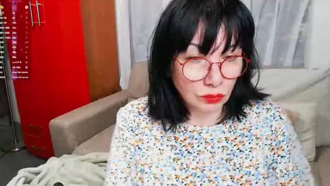 Susan online show from 01-14-25, 05:40