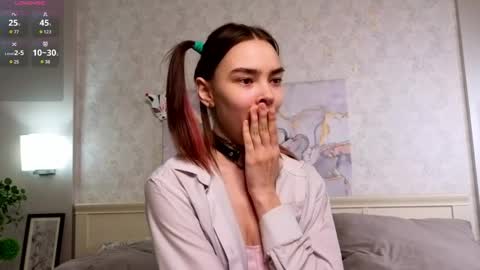 susannahtrojahn online show from 04-24-26, 03:03