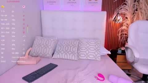 susie online show from 12-18-25, 01:33