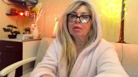 SusiexNoreen online show from 02-02-26, 01:10