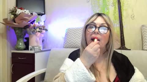 Snapshot of susiexnoreen chatting on 05-01-26, 07:13 SusiexNoreen online show from 05-01-26, 07:13