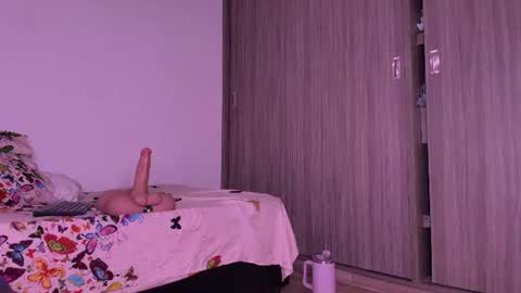 Snapshot of sussidream chatting on 07-14-26, 02:05 Andrea online show from 07-14-26, 02:05