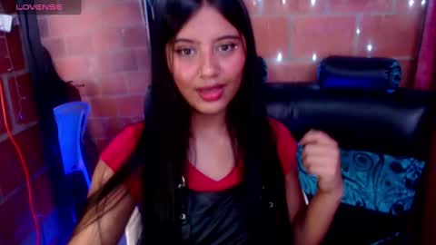 Snapshot of sussy_222 chatting on 03-02-25, 07:12 susy online show from 03-02-25, 07:12