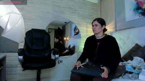   online show from 04-17-26, 11:46