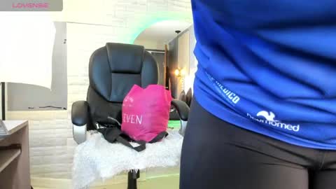   online show from 04-23-26, 12:15