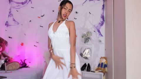 Snapshot of susy_rosse7 chatting on 10-29-25, 12:46 Susy Rosse online show from 10-29-25, 12:46