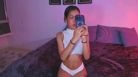 Snapshot of susy_rosse777 chatting on 05-19-26, 01:11 Susy online show from 05-19-26, 01:11