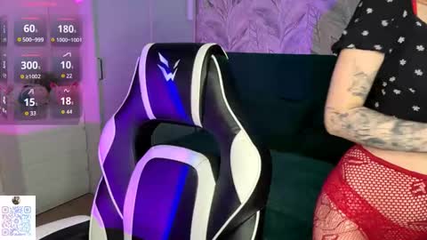 Jessica online show from 11-29-25, 05:38