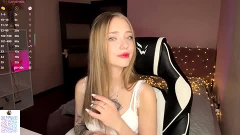 Jessica online show from 12-19-25, 06:37