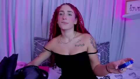 Snapshot of susyy7 chatting on 11-12-25, 07:46 susyy online show from 11-12-25, 07:46