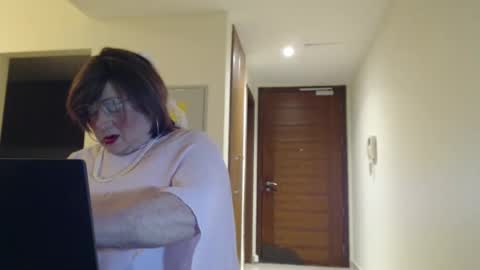 My name is Sissy or more fully Suzanna Aprilia Maria Mariquita Catarina Chinita Banci. Soy una puta - que chimba ladybug online show from 05-01-26, 06:34