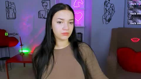 suzi_love online show from 10-11-25, 12:15