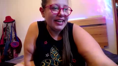 suzie stardust online show from 01-15-26, 03:11